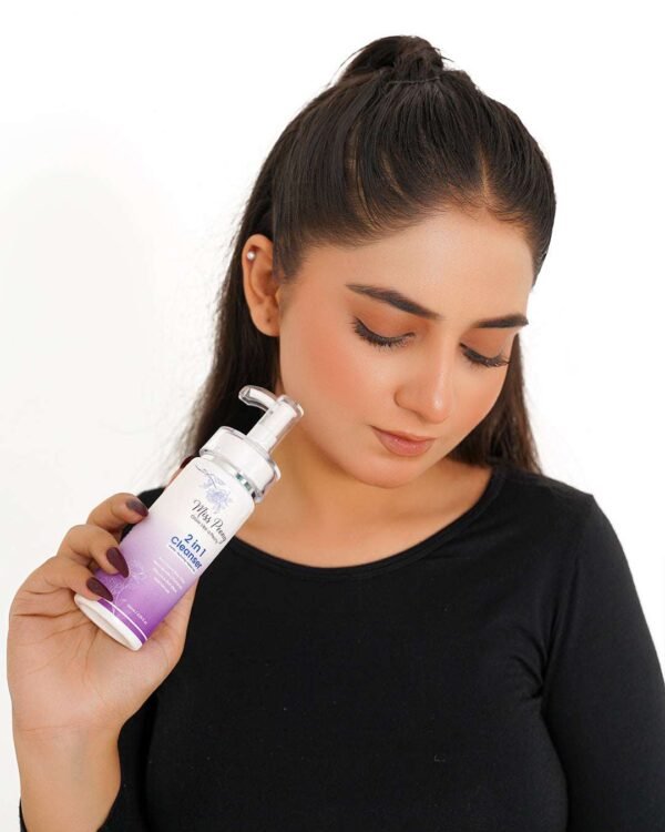 Miss Peony Rose Glow Niacinamide Cleanser